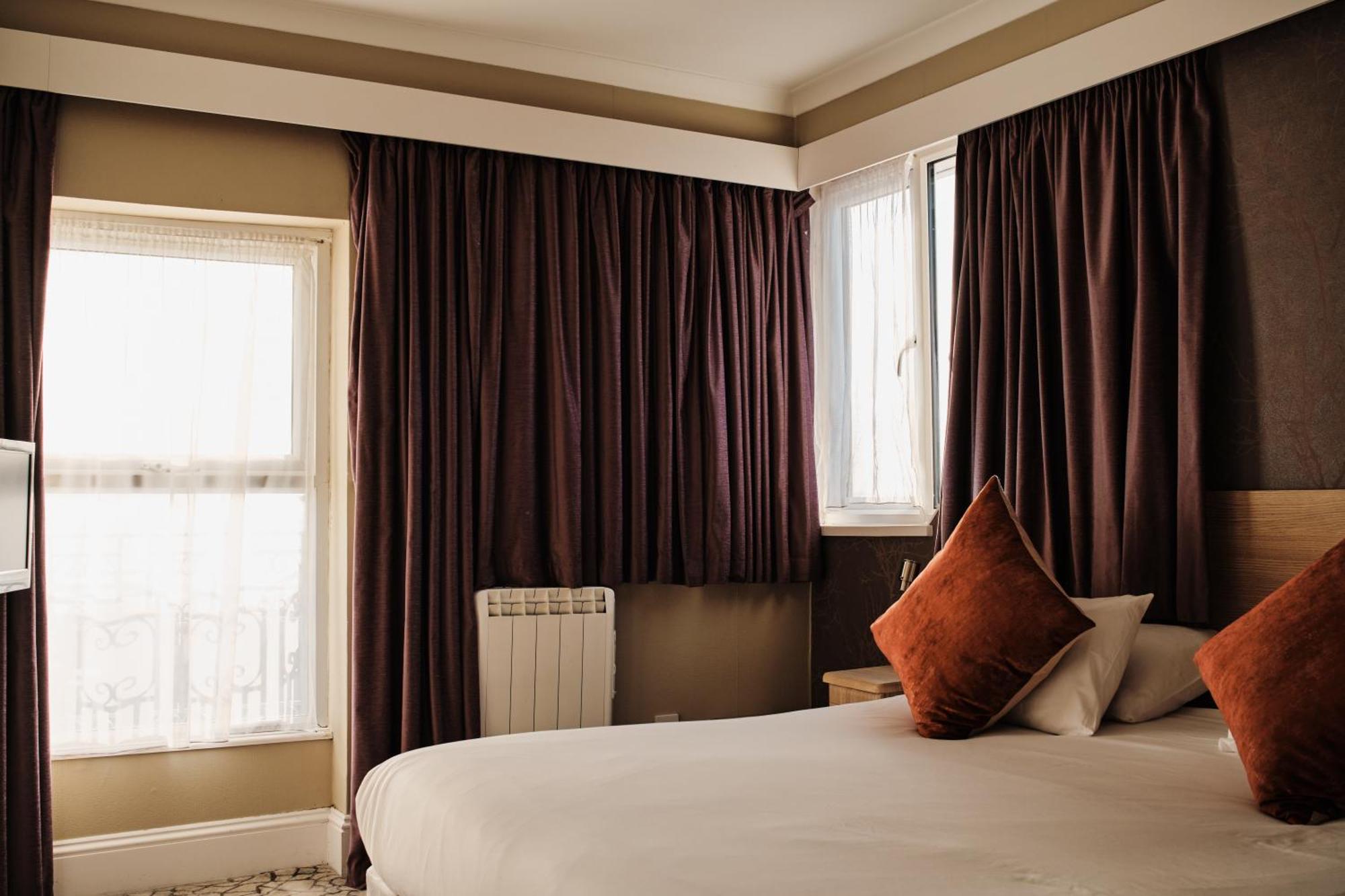 Hotel De Normandie Saint Helier Номер фото