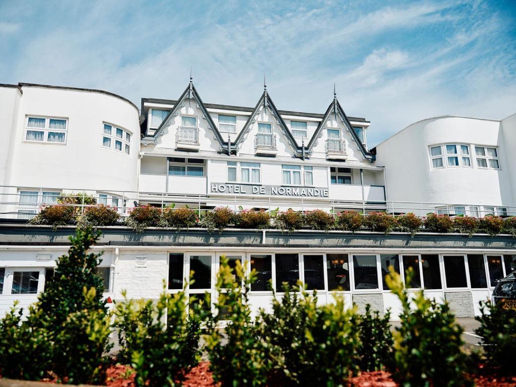 Hotel De Normandie Saint Helier Екстер'єр фото