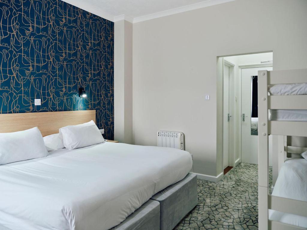 Hotel De Normandie Saint Helier Екстер'єр фото